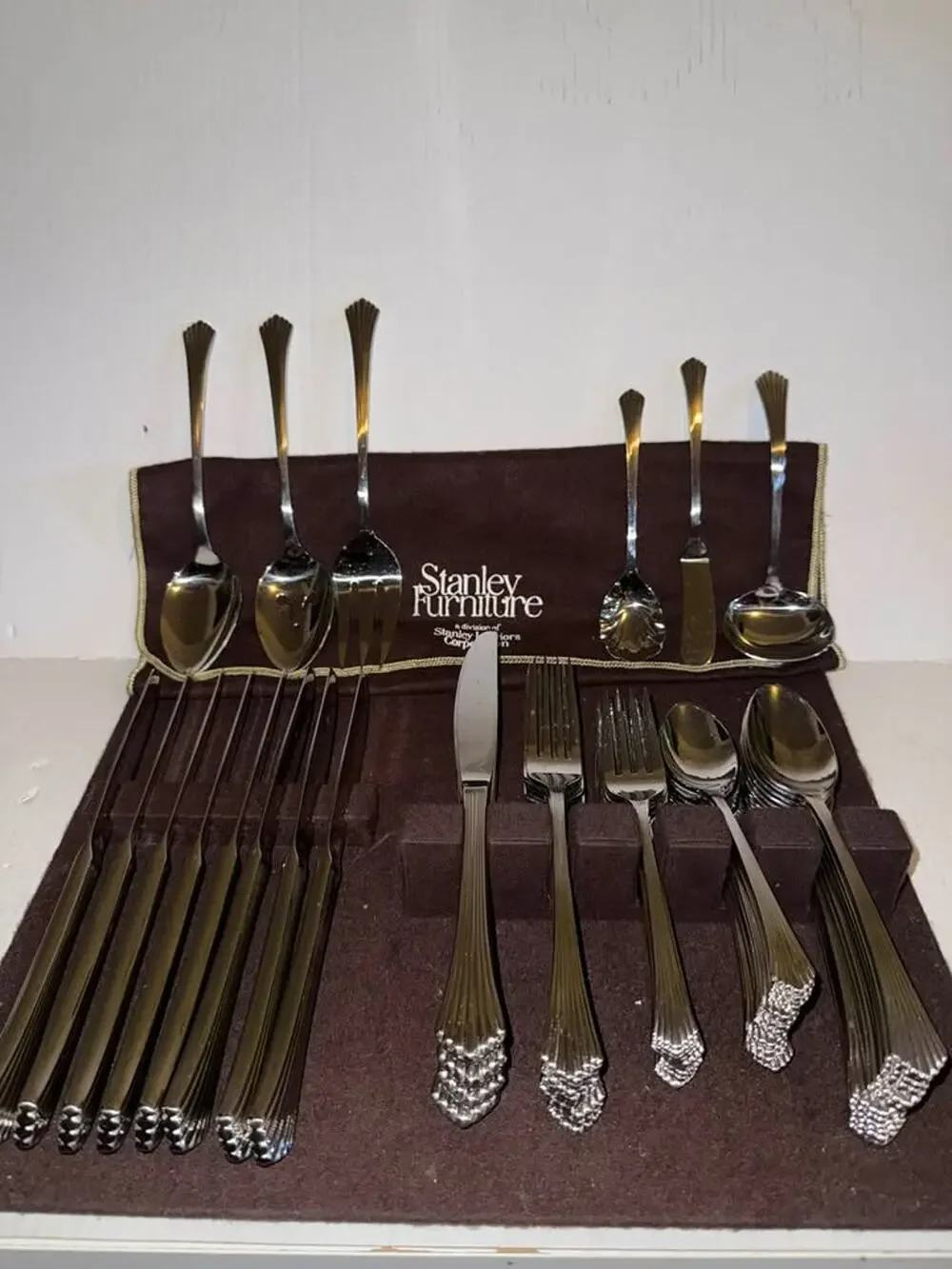 66 pc Royal Gallery 18-8 Stainless Steel Flatware Perfect FULL Set Korea